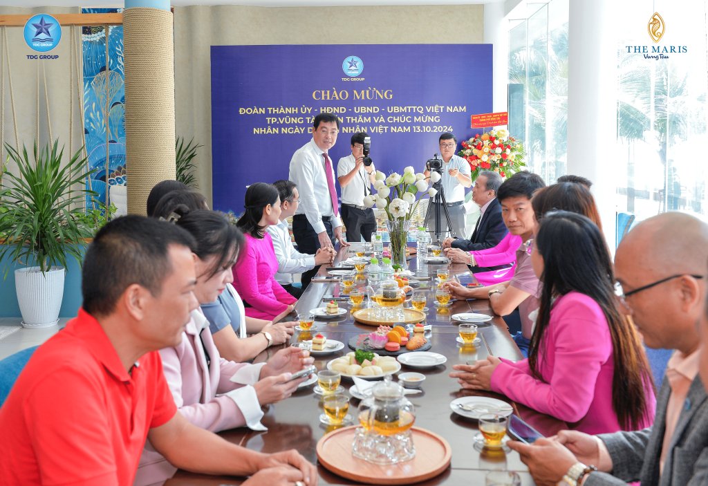 Ông Trần Đình Khoa - Ủy viên Ban thường vụ tỉnh ủy, Bí thư Thành ủy TP Vũng Tàu phát biểu tại buổi gặp mặt.