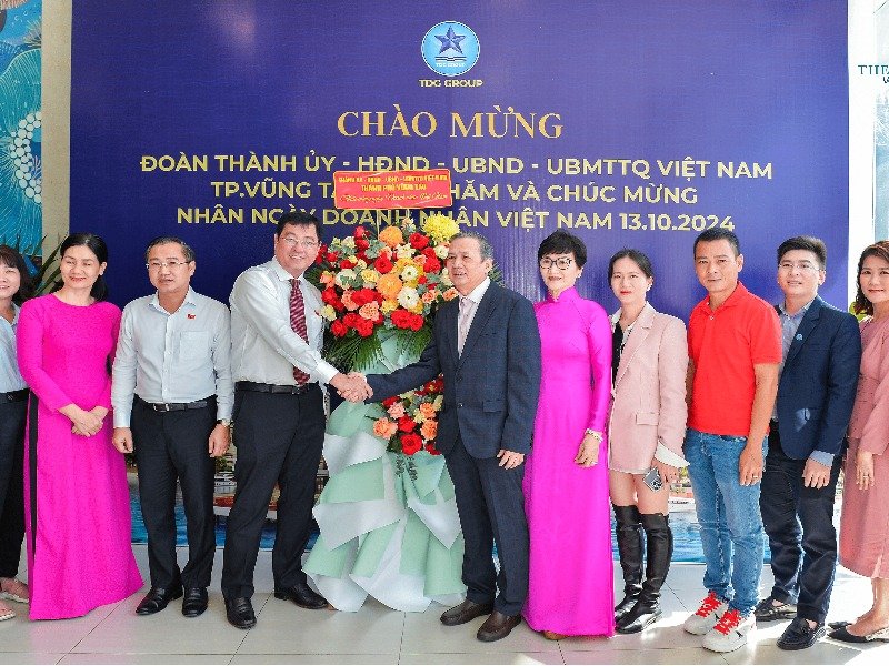 Lãnh đạo Thành phố Vũng Tàu thăm và chúc mừng TDG Group nhân ngày Doanh nhân Việt Nam